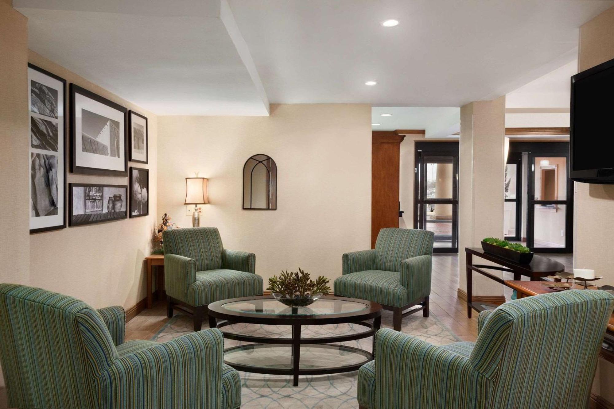 Country Inn & Suites By Radisson, Lubbock, Tx エクステリア 写真