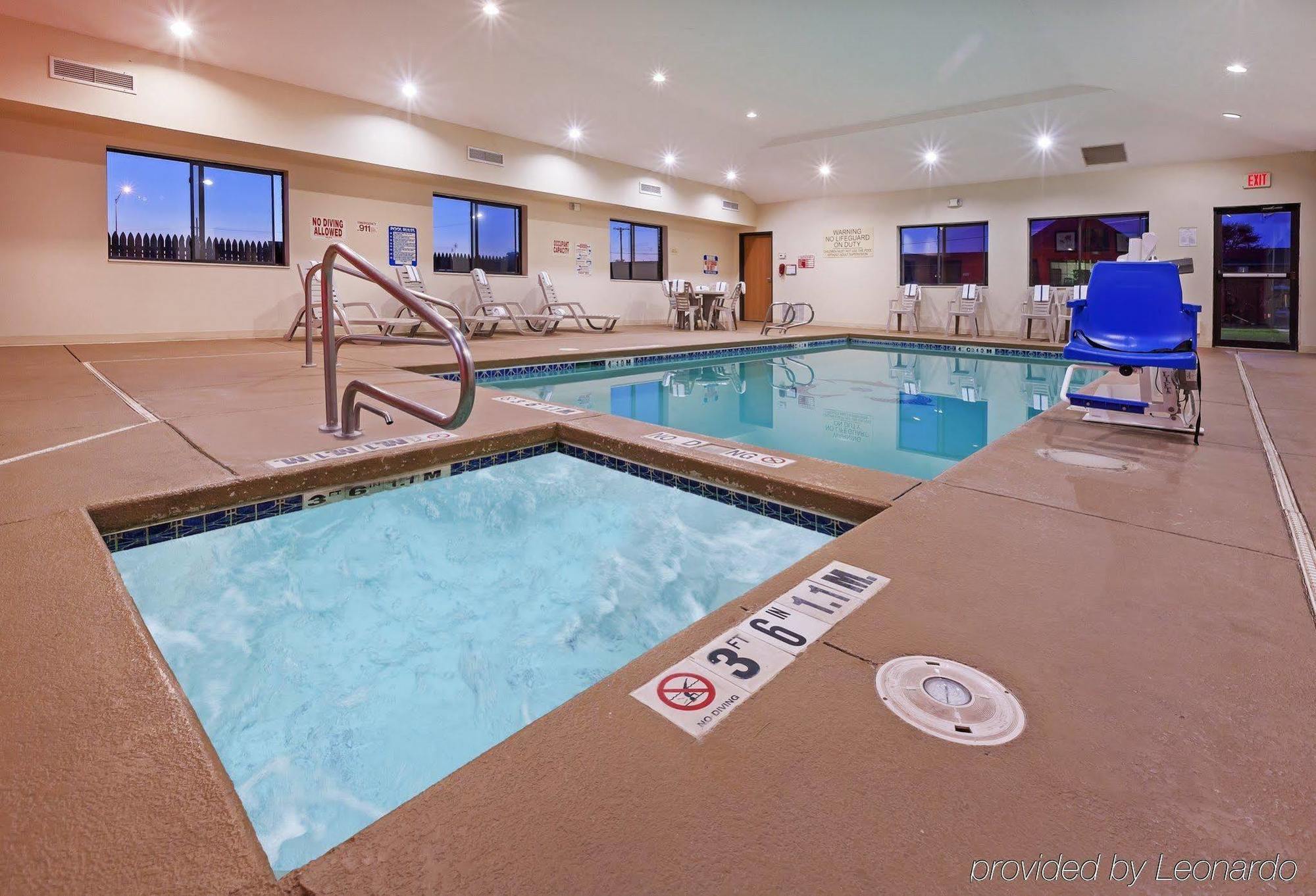 Country Inn & Suites By Radisson, Lubbock, Tx エクステリア 写真